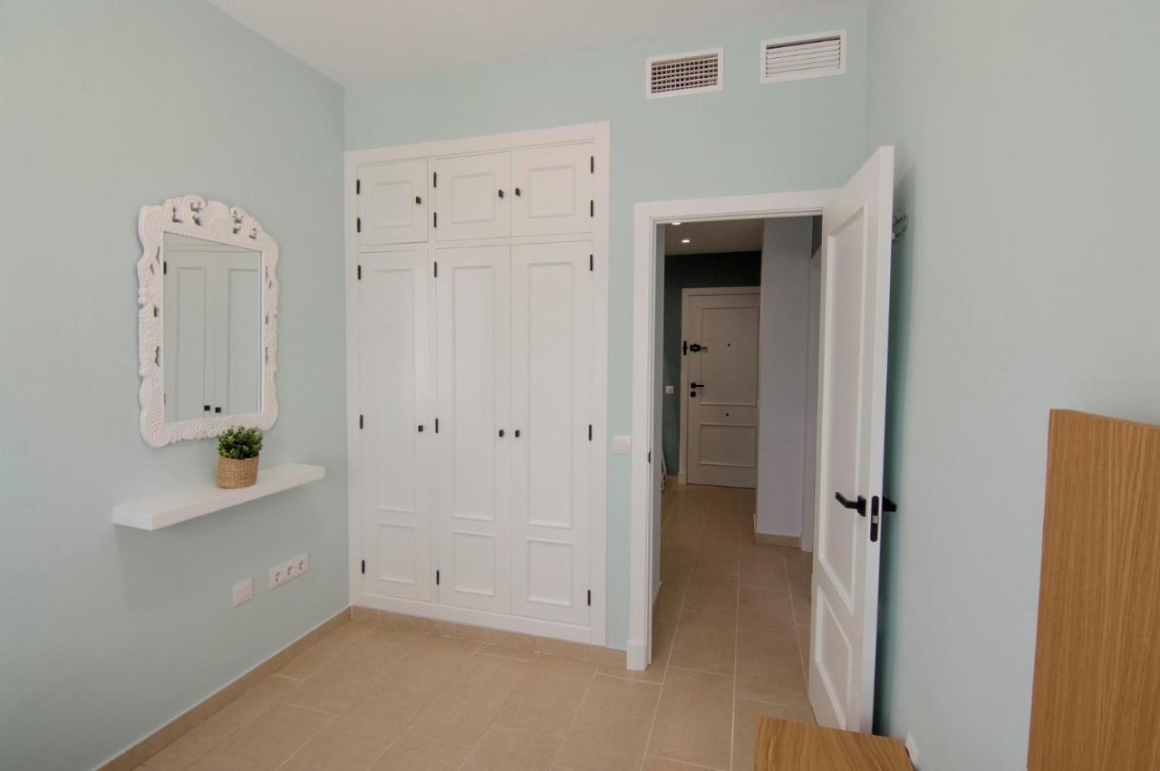Apartment El Jardin De La Duquesa, Living Sur