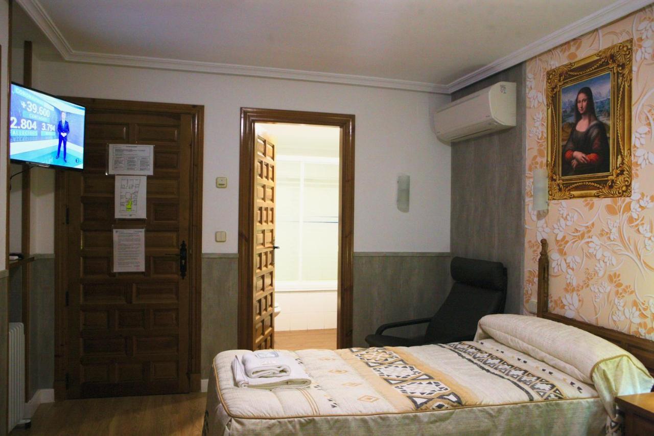 Plaza Hotel 2*