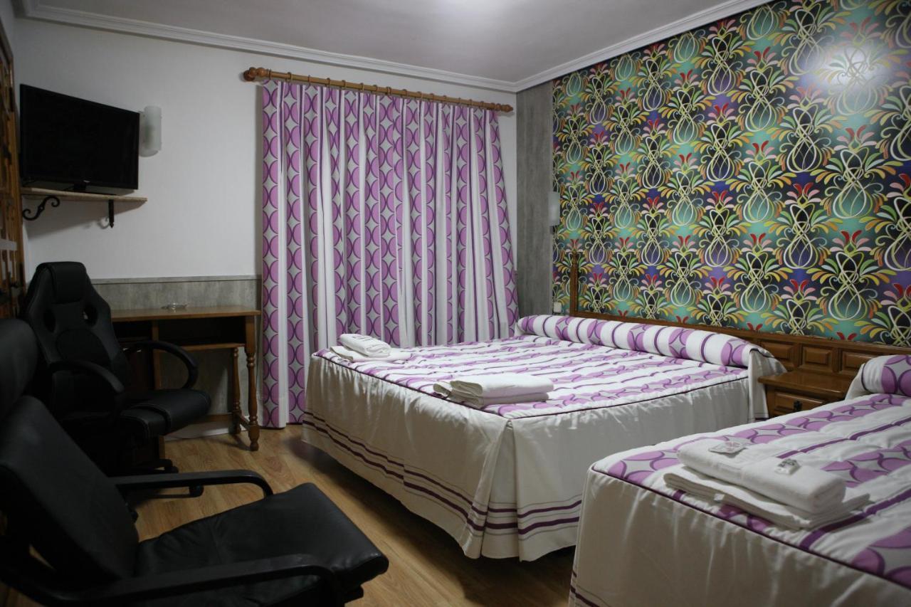Hotel Plaza 2*