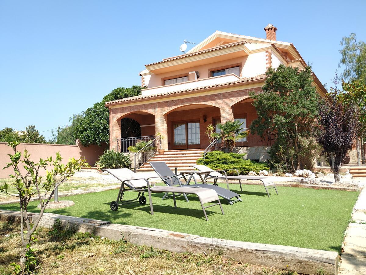 Merce Villa *