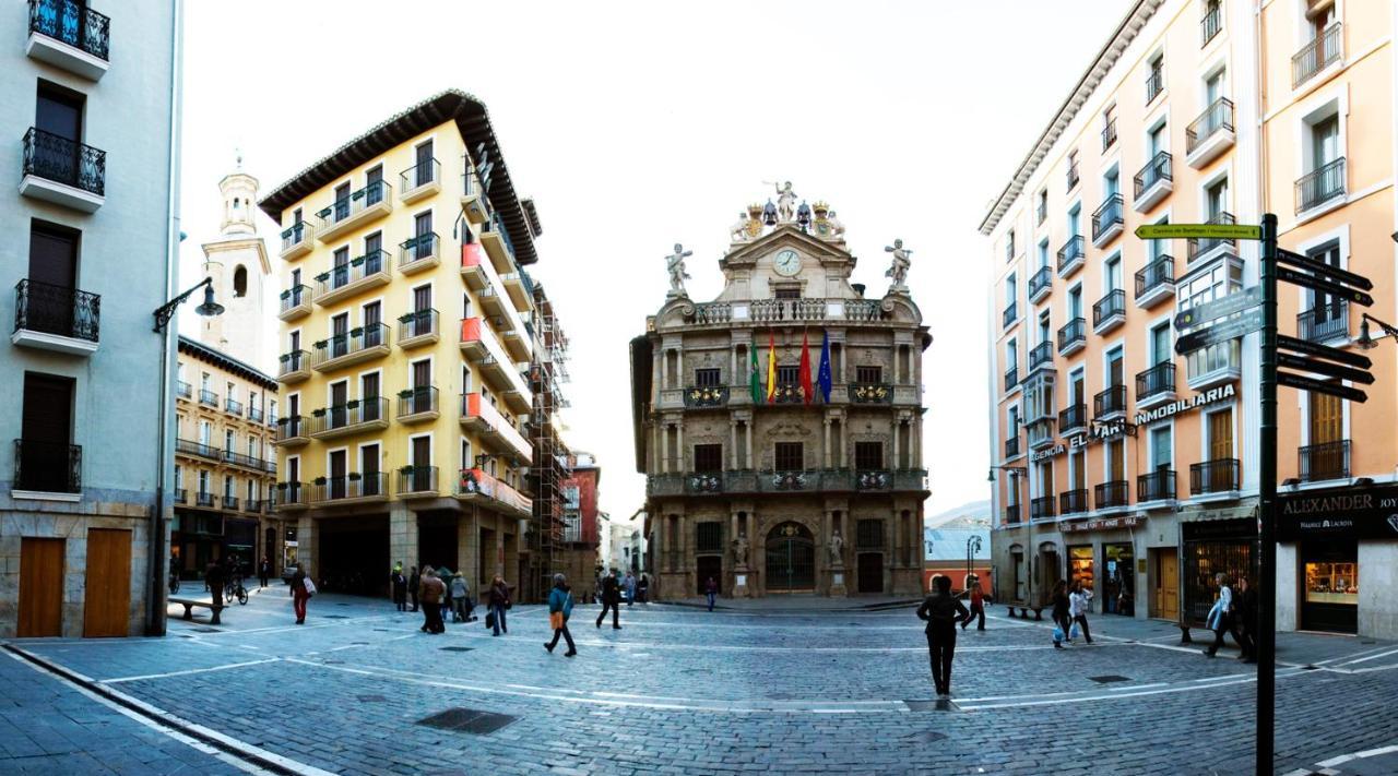 Frente A La Catedral Apartamento *