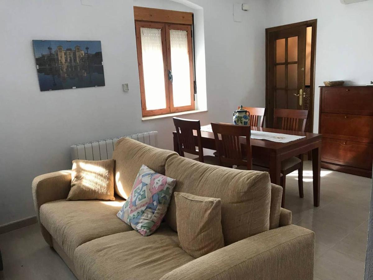 Gran Con Patio En Encinarejo De Córdoba Сasa de vacaciones Encinarejo De Cordoba