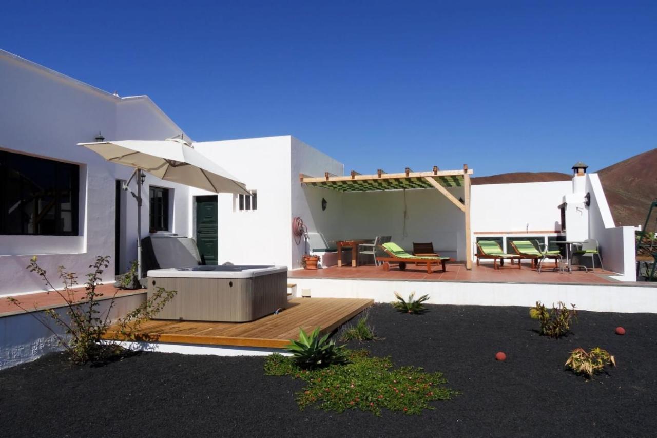 Casa Mare Villa *