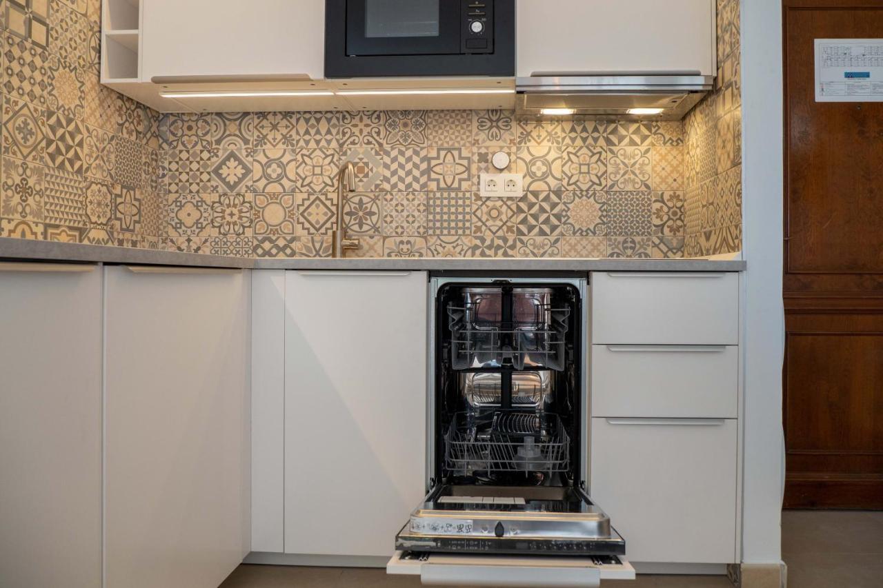 Estupendo Piso En Primera Linea De Playa; Ronda Iv Apartamento