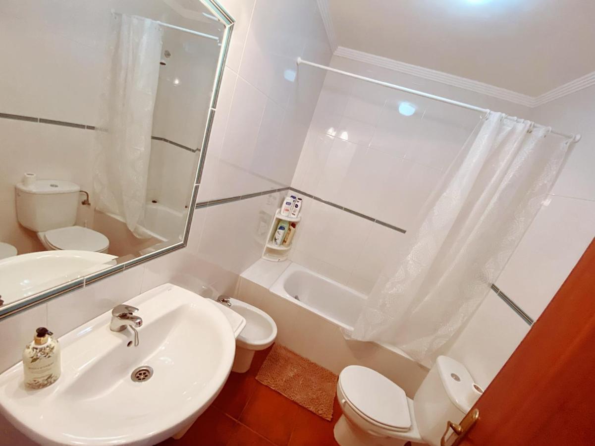 De 3 Habitaciones, Zona Muy Tranquila A Unos Minutos De La Playa Apartment