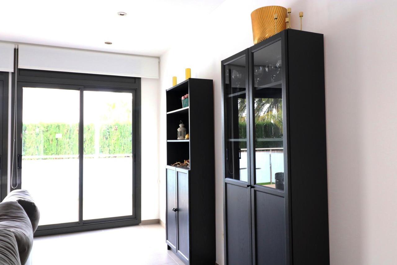 Villa Moderna Con Piscina Individual Cambrils