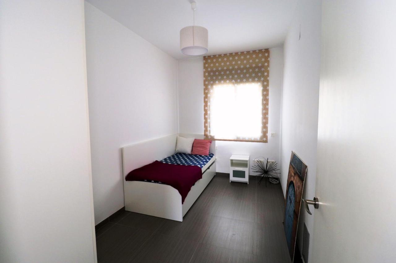 Moderna Con Piscina Individual * Cambrils
