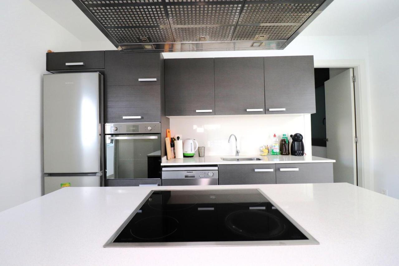 Moderna Con Piscina Individual Cambrils