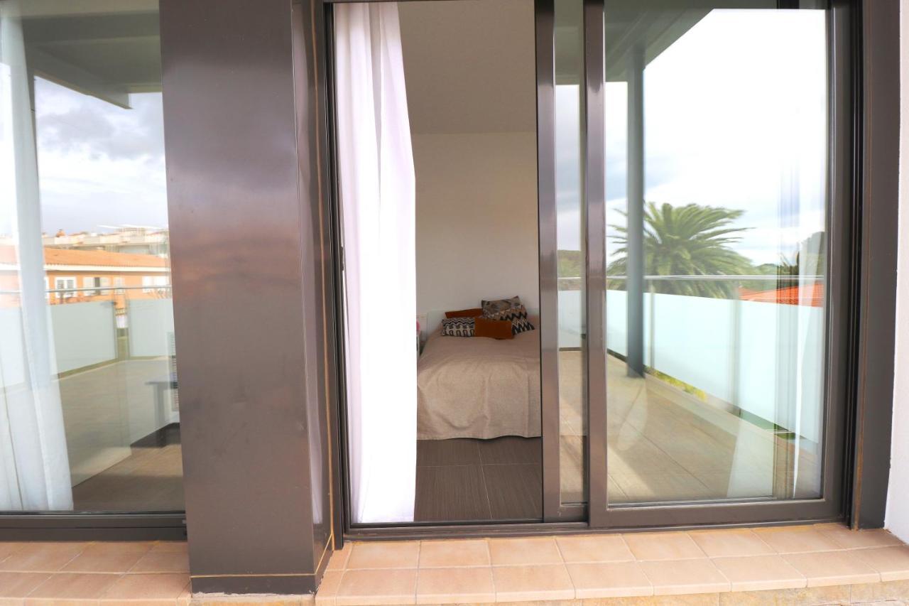Moderna Con Piscina Individual Villa