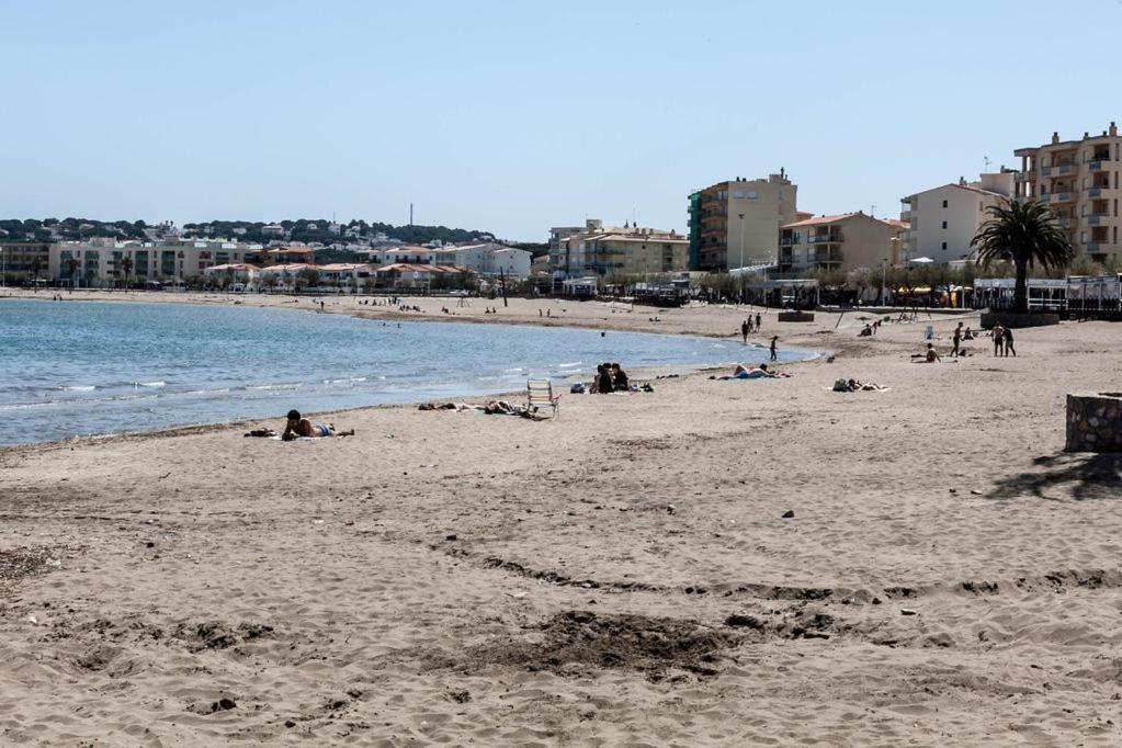 Pie De Playa-wifi Free L' Escala