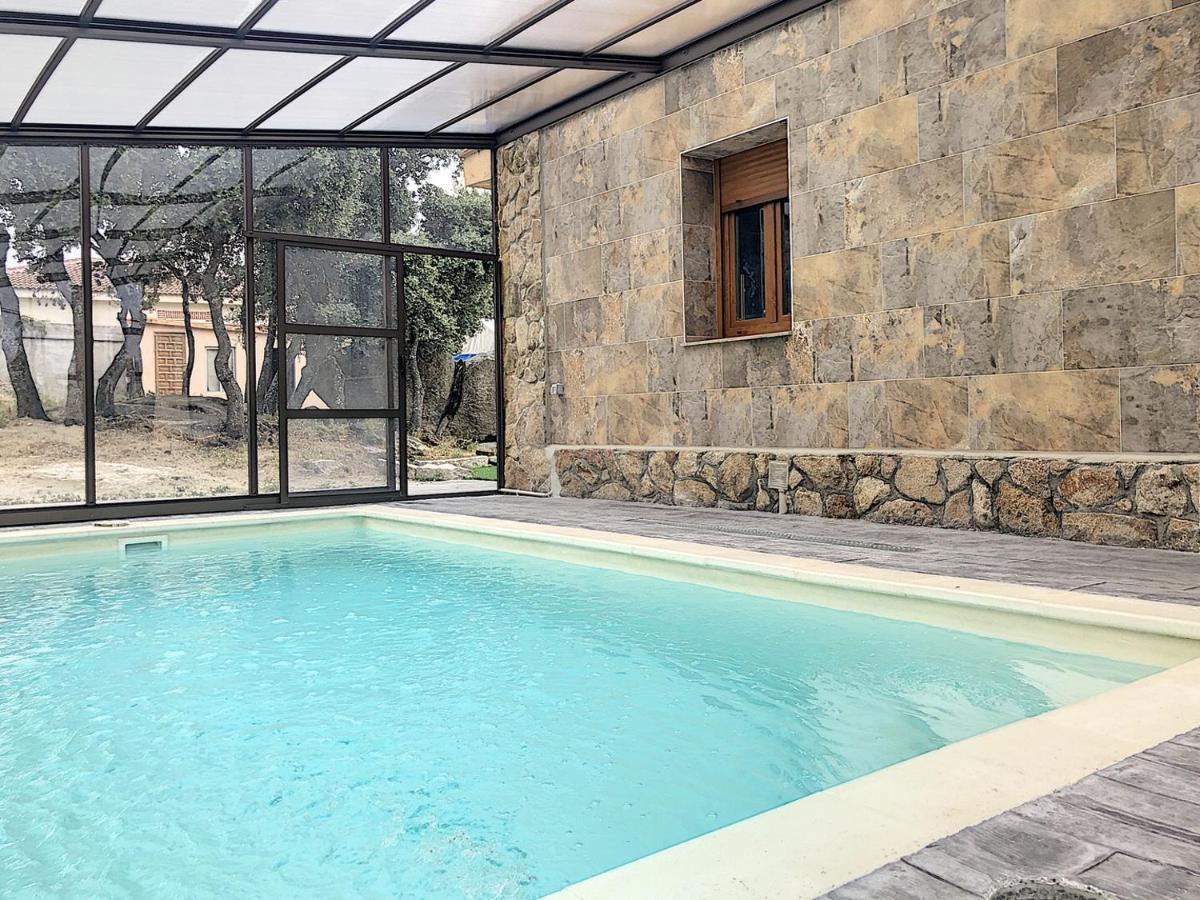 Encinas Piscina Climatizada