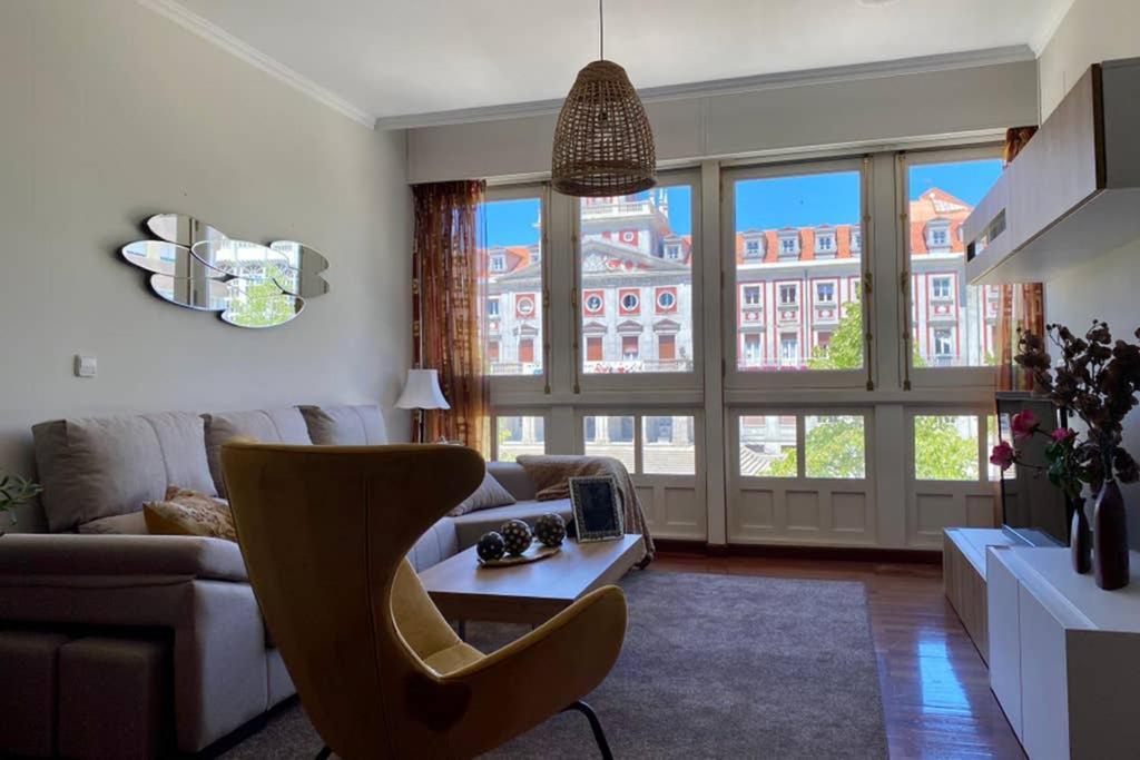 Piso De Lujo En El Centro De Apartamento Ferrol