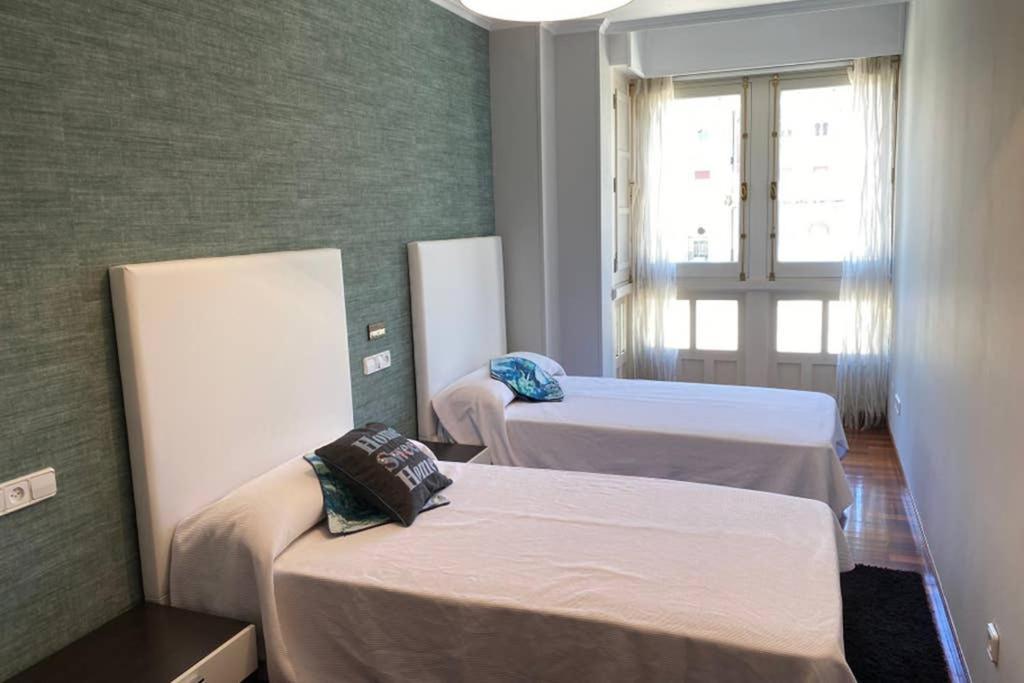 Piso De Lujo En El Centro De Apartamento Ferrol