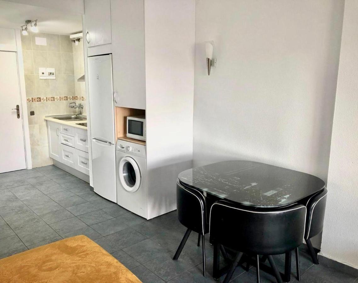 Apartamento Primera Linea De Playa En Benalmadena, Vistas Al Mar , Benal Beach Malaga *