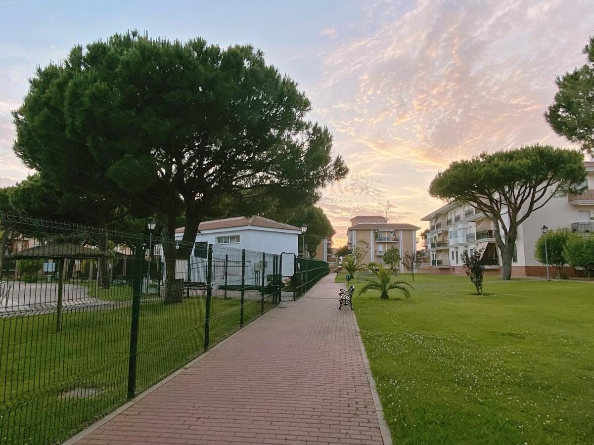 De 3 Habitaciones, Zona Muy Tranquila A Unos Minutos De La Playa Apartment