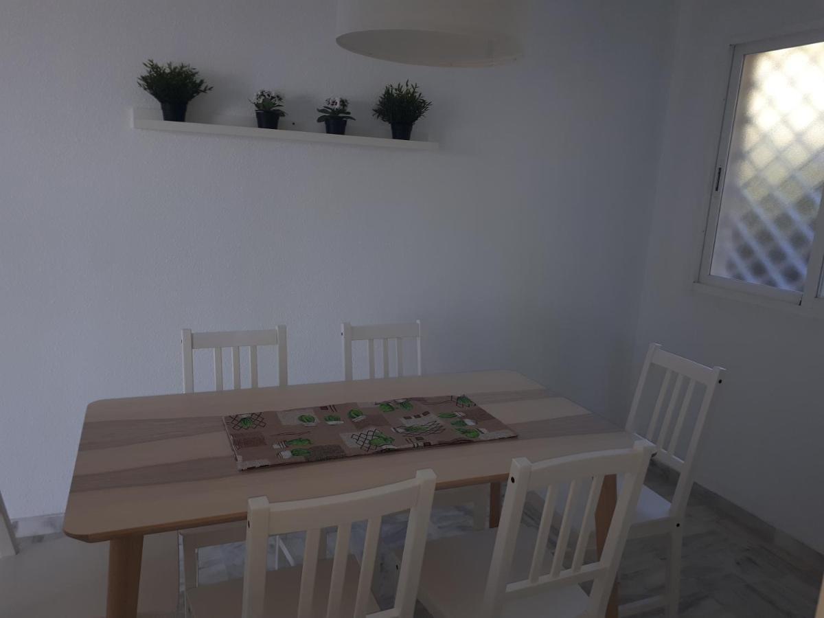 In Costa Del Sol With Large Terrace For 9 People Apartamento *