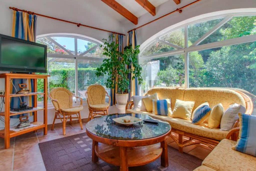 Holiday home Paradise Private Pool And Garden In A Natural Park For 9