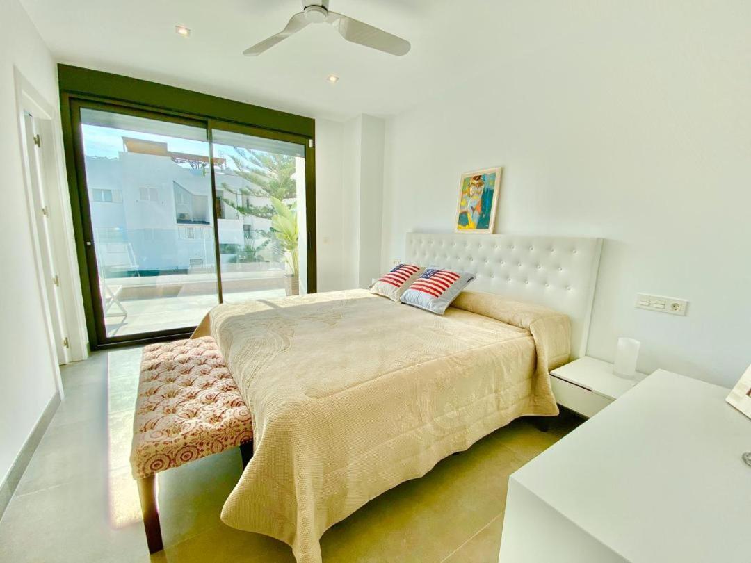 Con Piscina Privada En La Urb. De Puerto Rey Holiday home Los Amarguillos