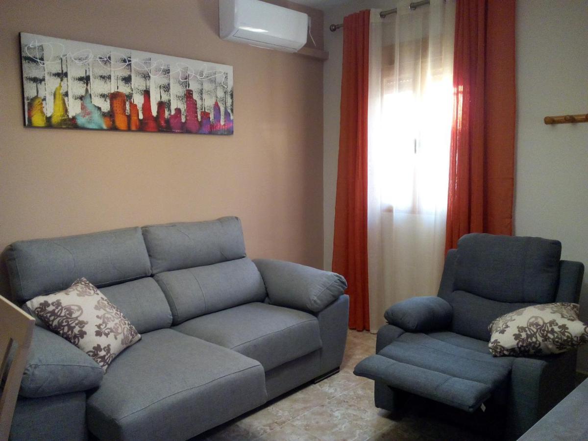 Casa Miguel Y Petra Peal De Becerro