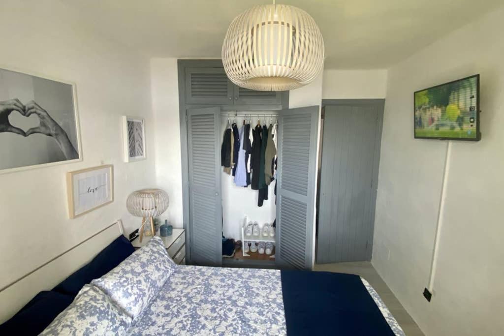 Apartamento Miravent Terraza Y Jardin Frente Al Mar Menorca