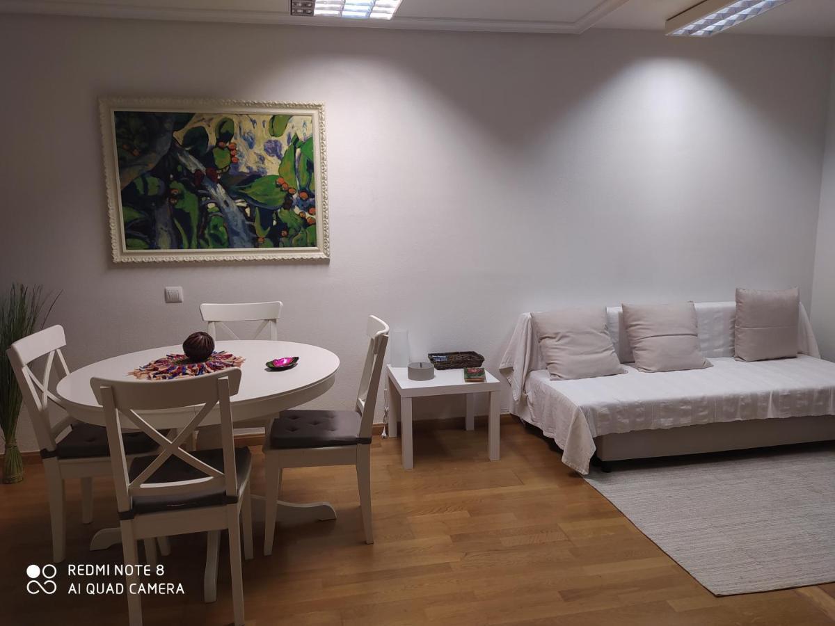 Pura Vida Apartment Aguilas
