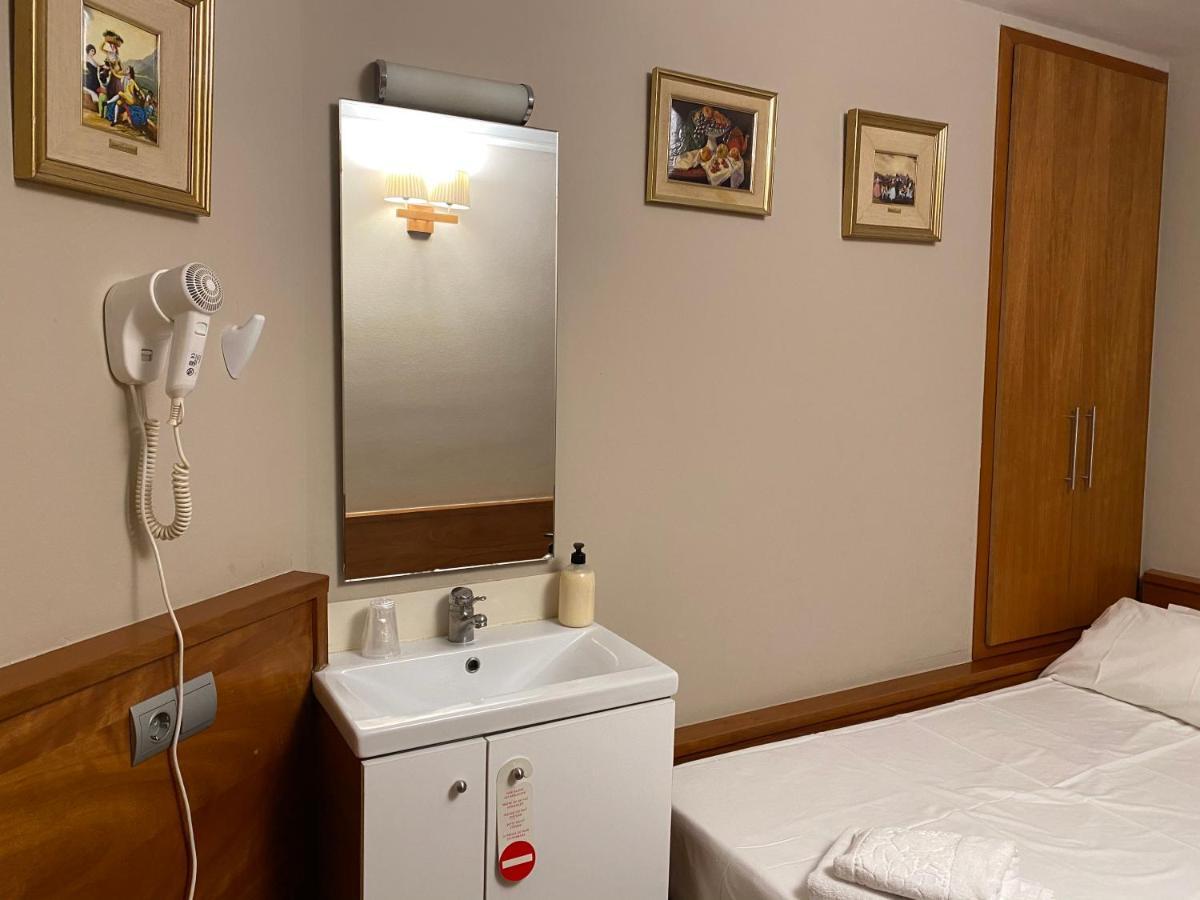 Guest house Galicia Cardedeu