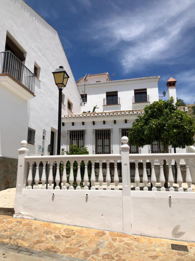 La Casa De Tita Elvira 4 Zafarraya