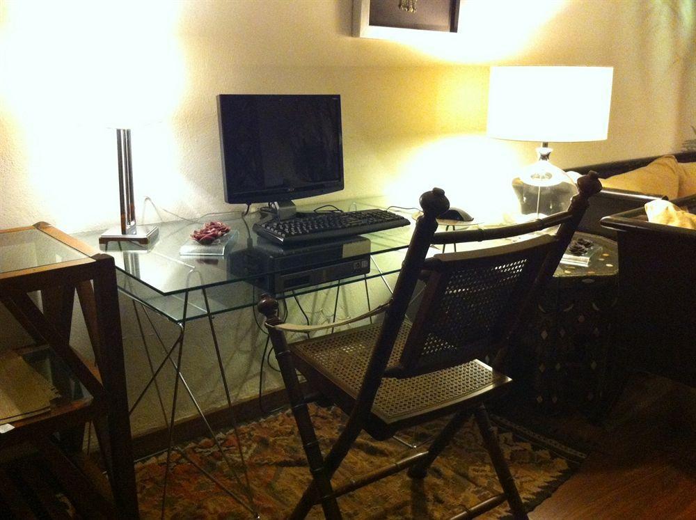 Boutique Reina Mora Hotel 2*