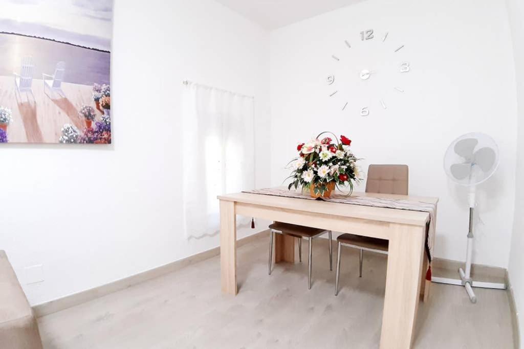 Doctor Olivares 55, Con Desayuno Y Garaje Incluido! Apartamento