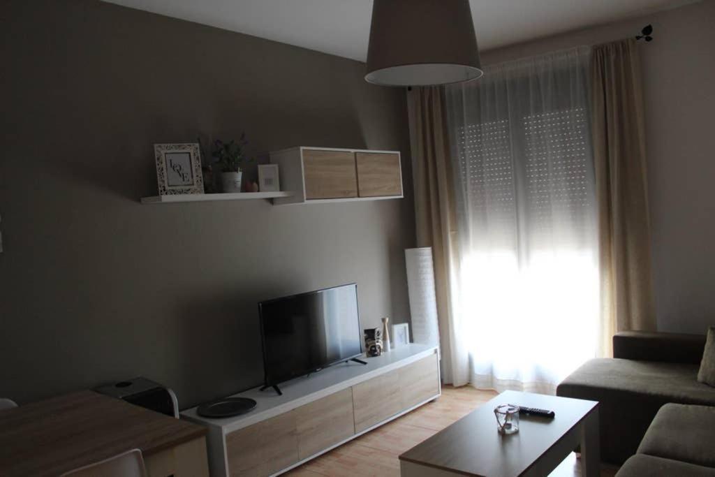 Apartamento Pilares Tourist La Guardia (Castilla-La Mancha)