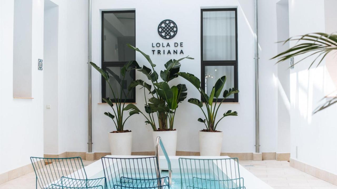 Lola De Triana * Sevilla