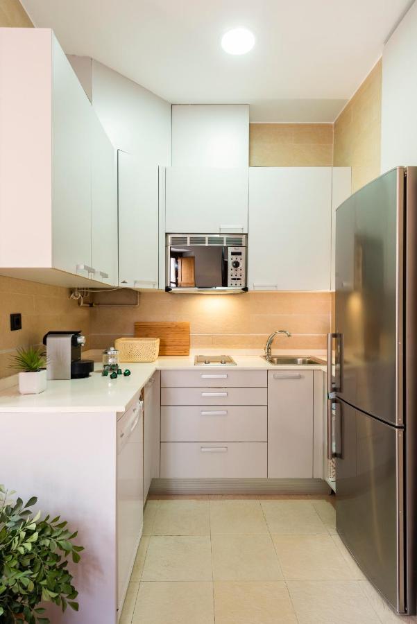 Apartment Cathedral Luxury Studio, Swimming Pool And Cathedral Views *