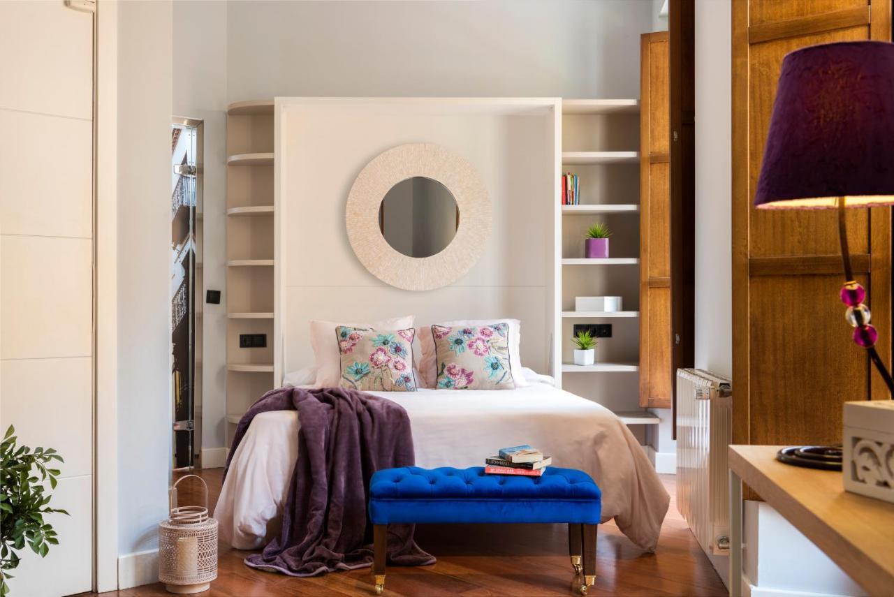 Cathedral Luxury Studio, Swimming Pool And Cathedral Views Apartment Seville