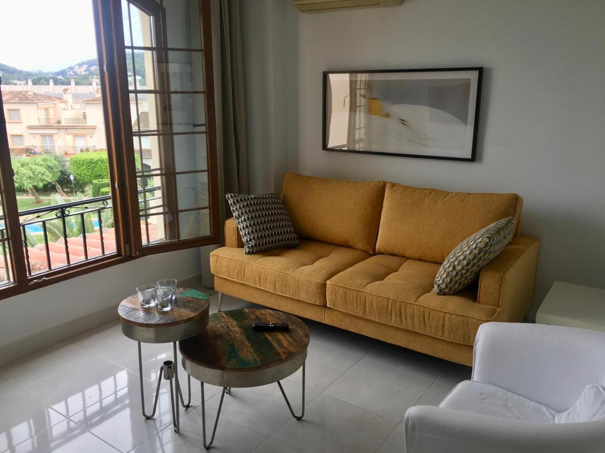 Penthouse La Isla, *