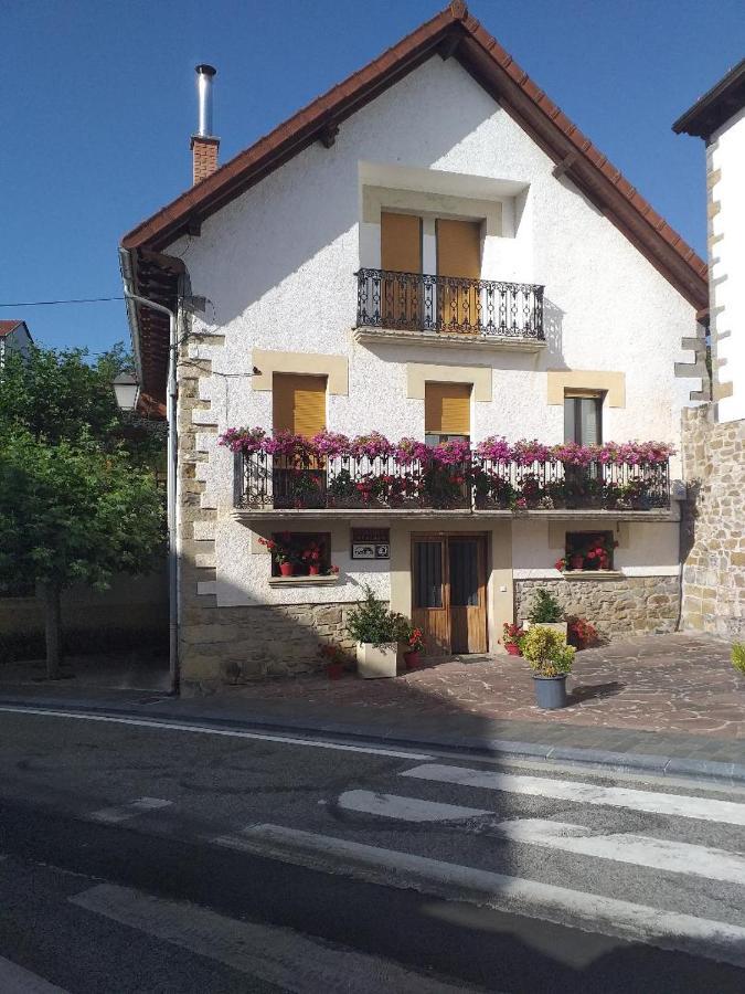 Lucuj Country house *