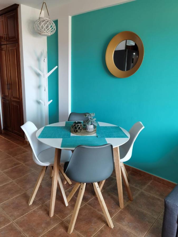Nautilus I: Casa Con Terraza Y Vistas Al Mar La Caleta (El Hierro)