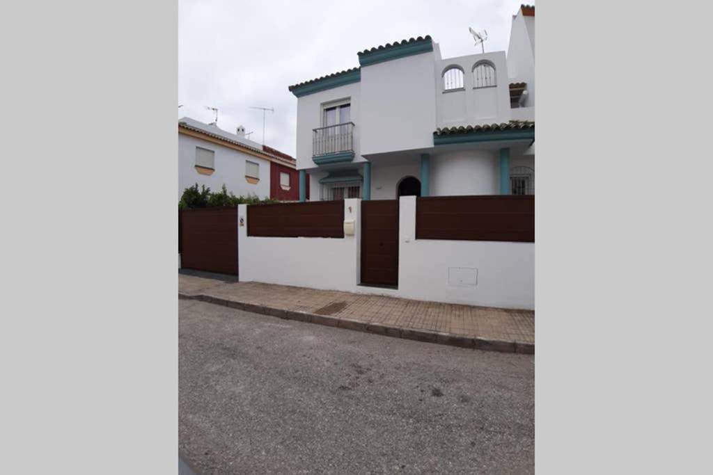 Casa De Diseno En La Playa. * Rota