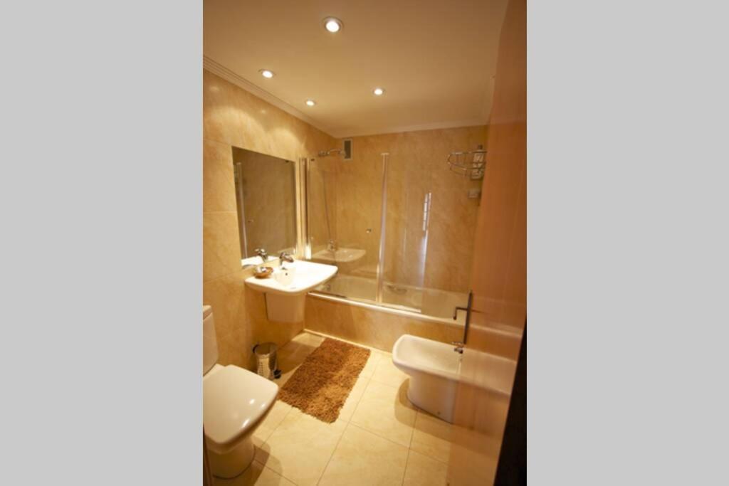 Atico Centro 3hab+garaje+terraza+wifi Apartamento *