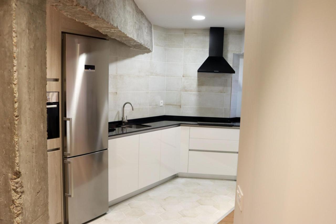 Apartamento ático Industrial Céntrico. Reformado. Aire Acond, Wifi *