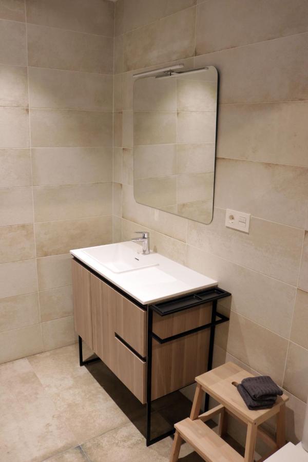 Apartamento ático Industrial Céntrico. Reformado. Aire Acond, Wifi *