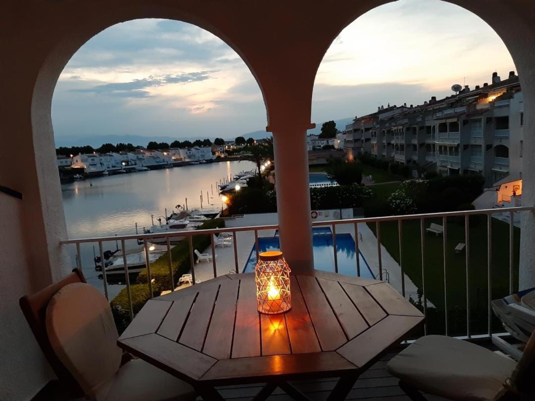 Apartamento Appartement Avec Vue Magnifique Sur Le Lac De Sant Maurici, Pass