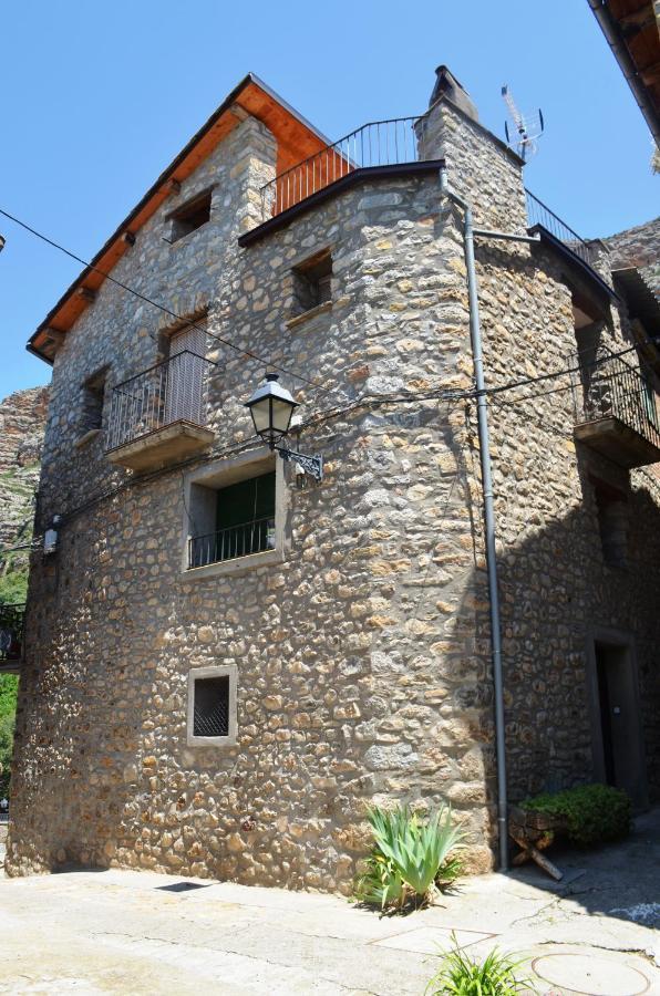 Casa Corroncui *