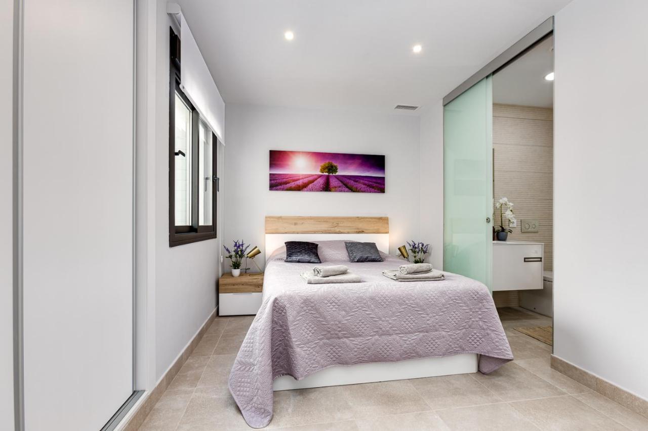 Moderno Scandic, Playa Del Cura