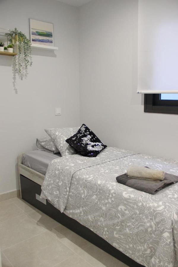 Moderno Scandic, Playa Del Cura Apartment *