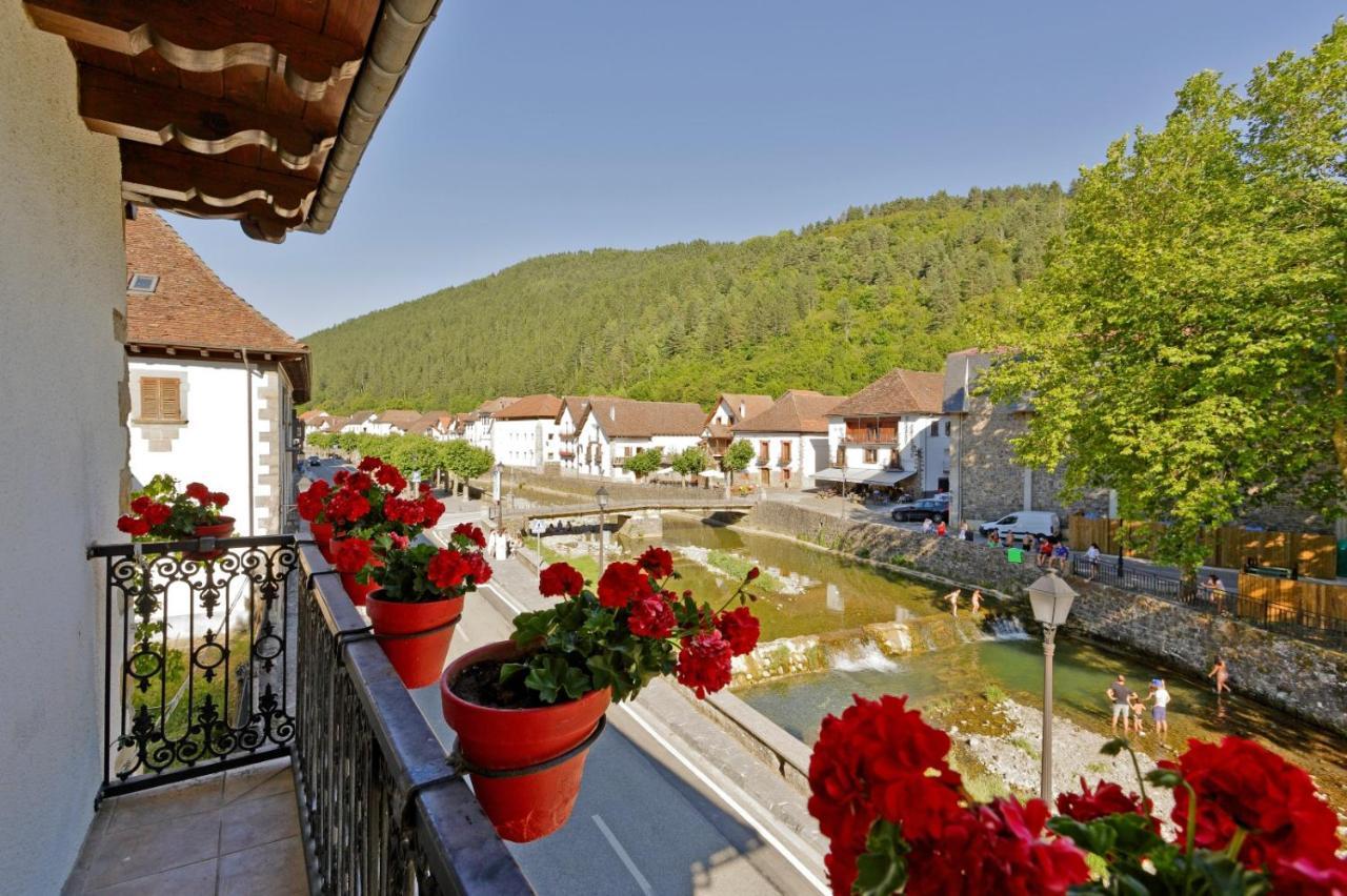 Aizkolarienea Apartment Ochagavia