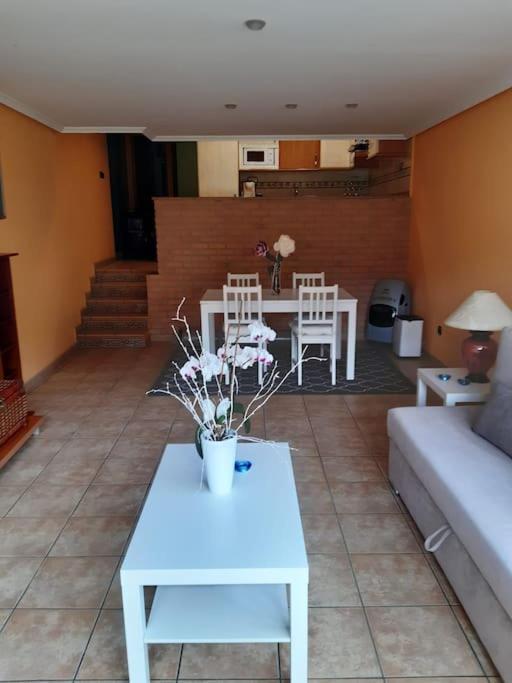 Apartment Comodo Y Funcional Junto A Playa Y La Montana