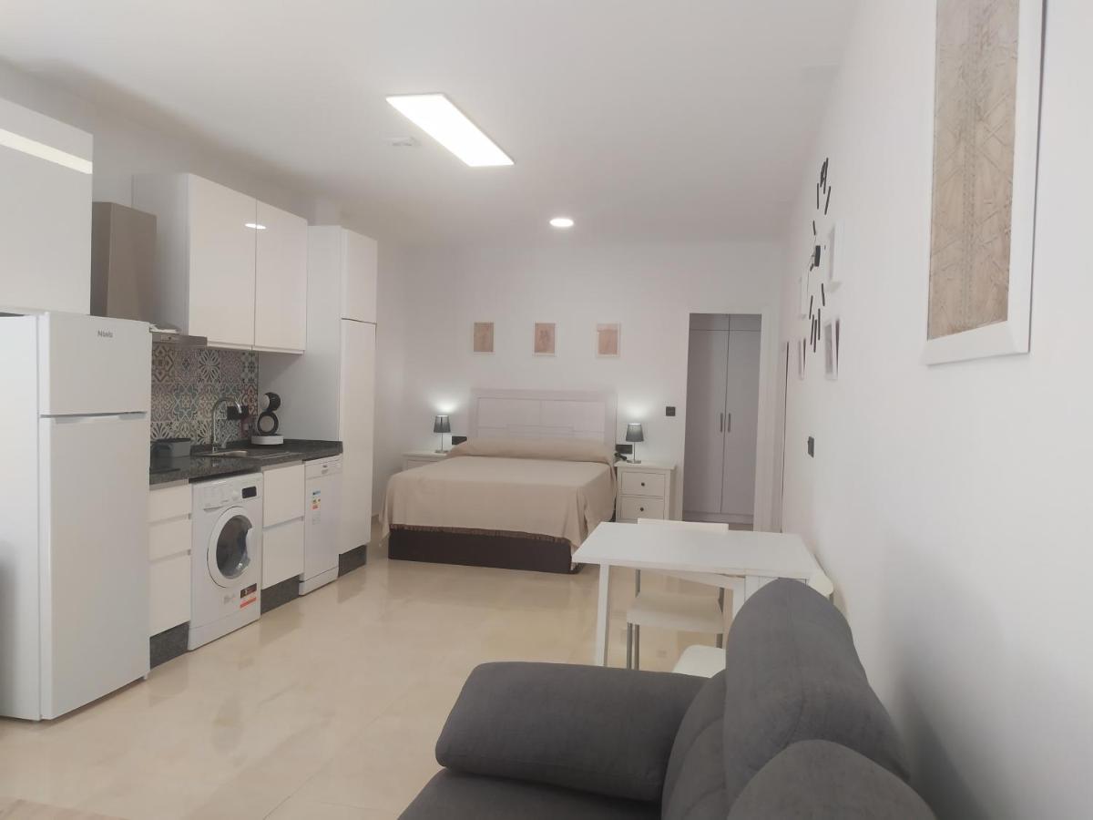 Apartamentos Cordoba Apartment