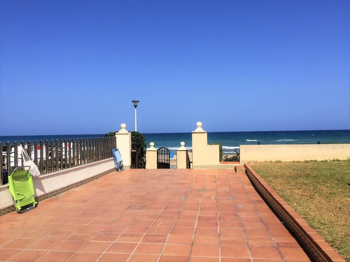Apartamento Cozy In A Beachfront Complex