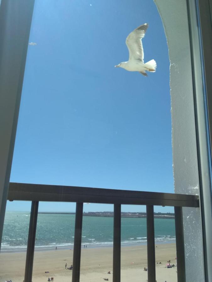 Primera Linea De Playa En Valdelagrana