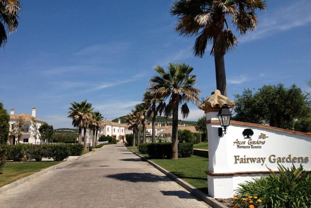 Arcos Gardens Golf Club, Luxury Townhouse In - Andalucia Holiday home